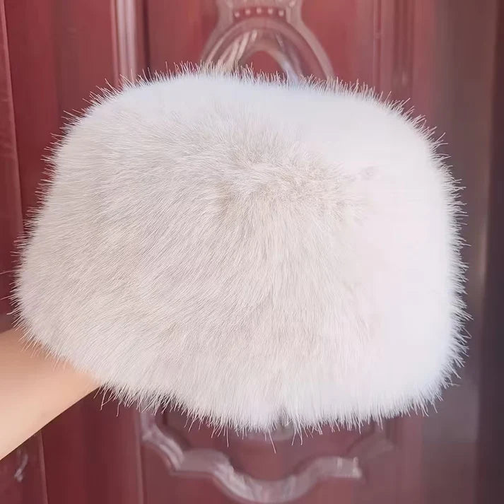 Bonnet en fourrure douce